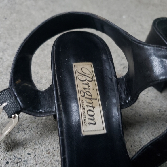 Brighton Vintage Sandles - Picture 11 of 14